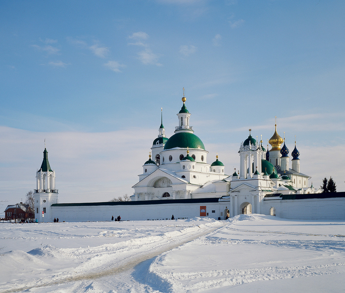 Ростов Великий Спасо Яковлевский монастырь зимой