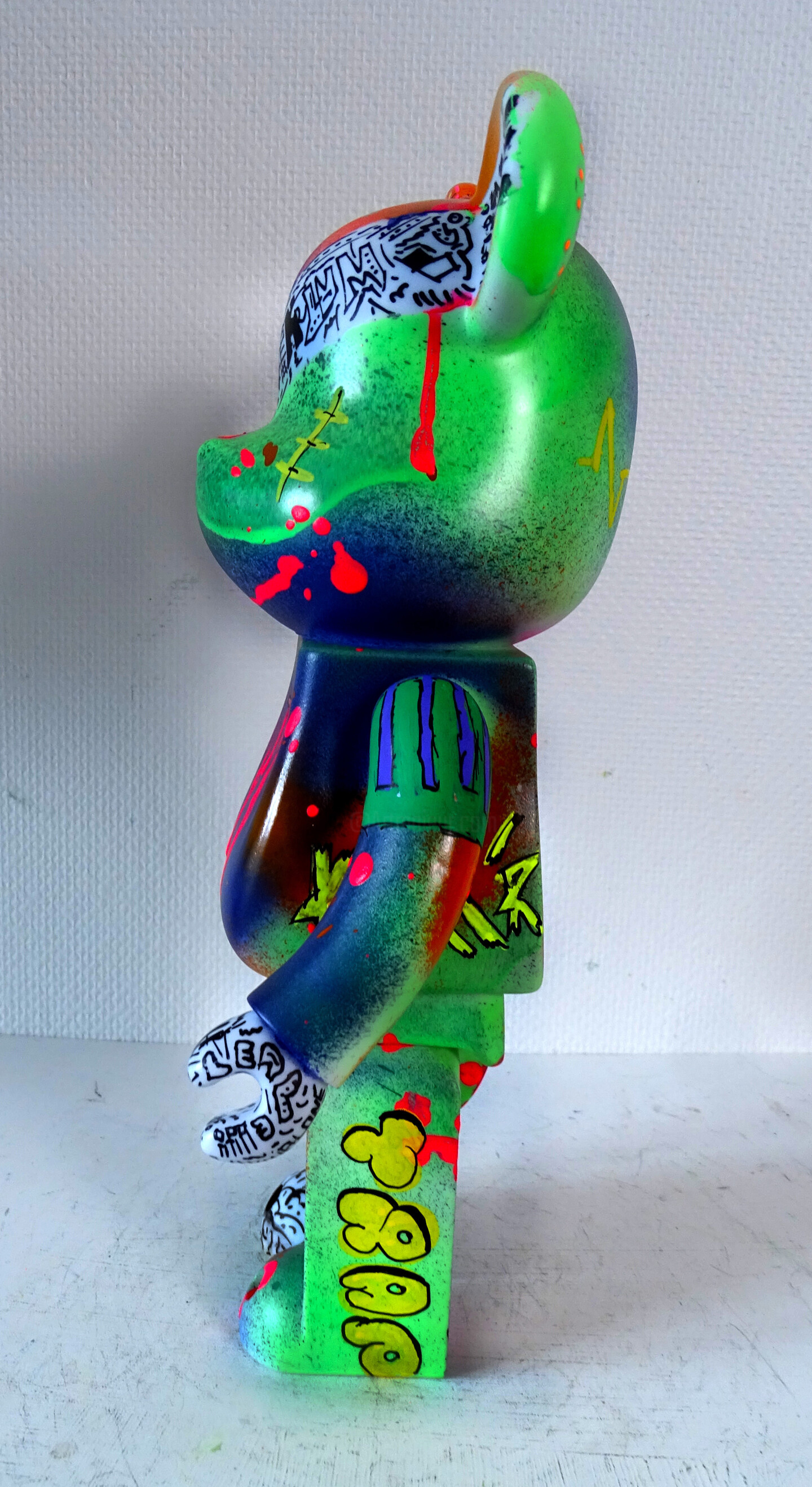 Bearbrick Graffiti