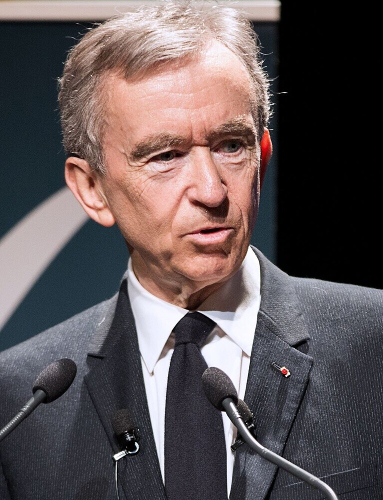 Billionaire Louis Vuitton owner Bernard Arnault and Russian oligarch  investigated in money-laundering probe