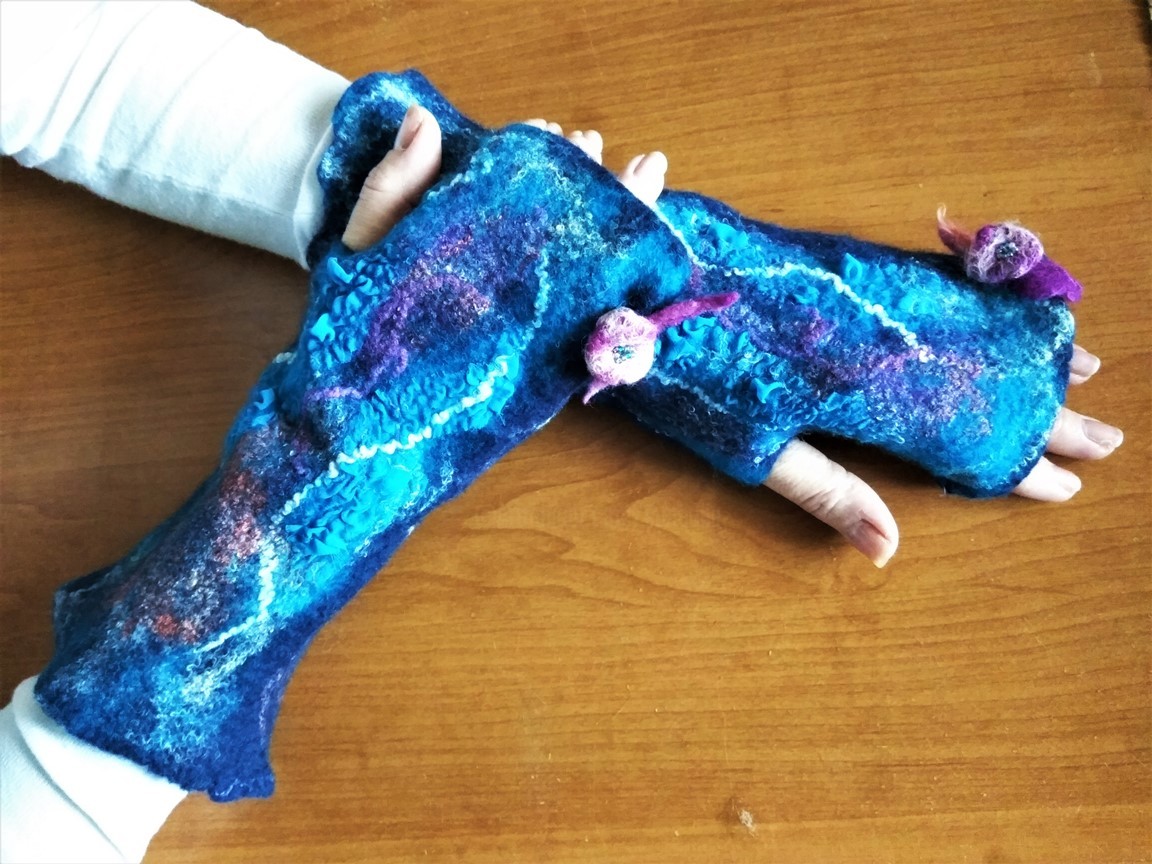felted wool gloves