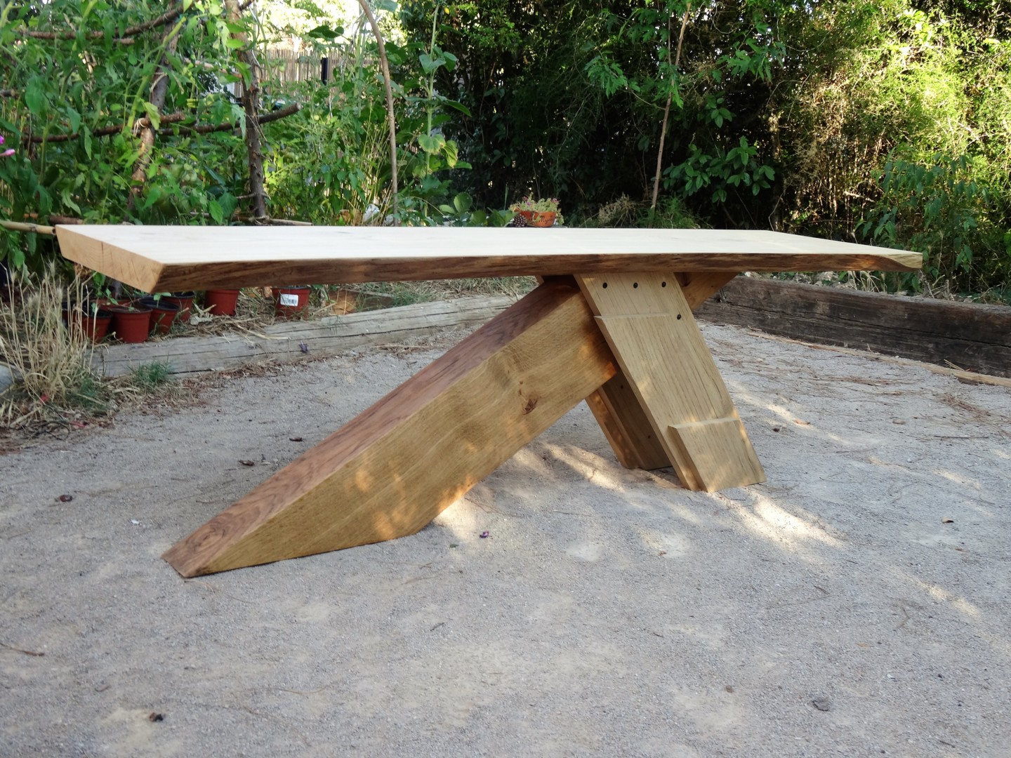 Table Basse Rustique En Bois Massif, Artisanat par Thomas Chatain