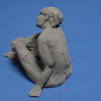 Sculptuur getiteld "" Femme pensive "" door Mr Foe'Z, Origineel Kunstwerk, Klei