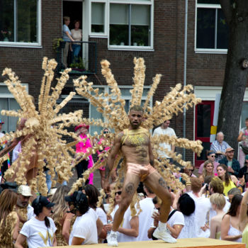 Fotografie getiteld "Pride Amsterdam #12" door Henk Adriani, Origineel Kunstwerk, Digitale fotografie