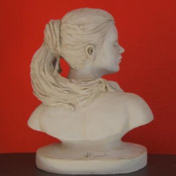 Sculpture titled "la reveuse" by Alain Ravaut, Original Artwork