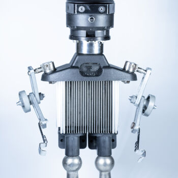 Sculpture titled "Recycled robot "Dar…" by Alfredo Blasco Nuin, Original Artwork, Stainless Steel