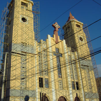 Fotografie mit dem Titel "Eglise dominicaine" von Ana Felidae, Original-Kunstwerk