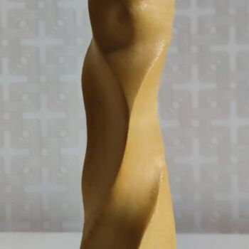 Scultura intitolato "Modest" da Andrei Latyshev, Opera d'arte originale, Legno