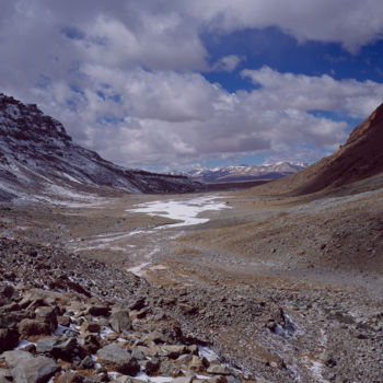 Photographie intitulée "Valley in the mount…" par Arkady Gude, Œuvre d'art originale