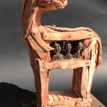 Escultura titulada "Inganno" por Armando D'Andrea, Obra de arte original, Arcilla