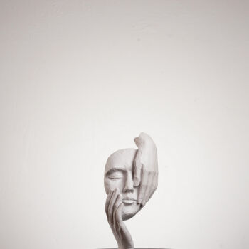 Sculpture titled "Behind The Mask Han…" by Dervis Yusuf Akdemir, Original Artwork, Resin