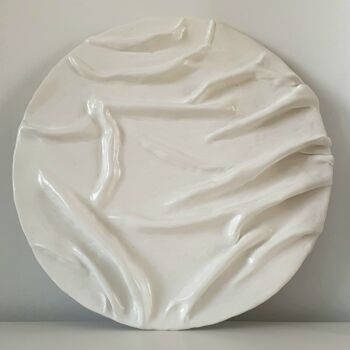 Sculpture titled "Drape" by Axinya Abramova, Original Artwork, Plaster Mounted on Cardboard