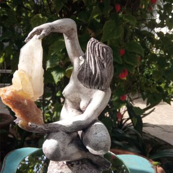 Escultura intitulada "Venus do Crystal" por Belmiro Dias Ferreira, Obras de arte originais, Plástico