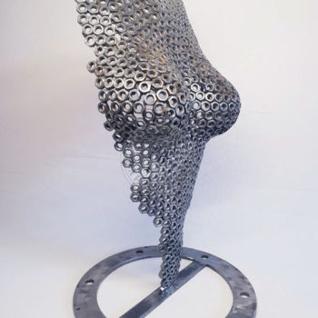 Sculptuur getiteld "Courbes féminines" door Béranger Papasodaro, Origineel Kunstwerk, Metalen
