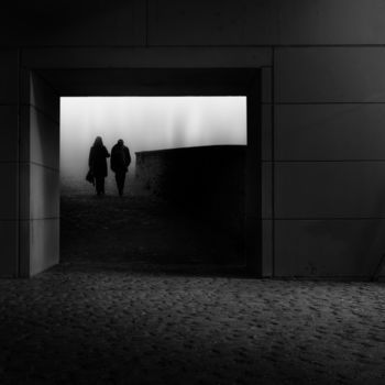 Photography titled "Et le brouillard vo…" by Bogdan Kotewicz, Original Artwork, Digital Photography