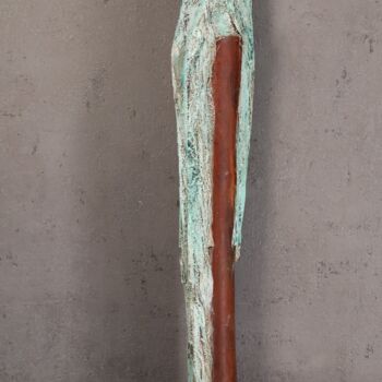 Scultura intitolato "Skulptur 822 (Angel)" da Christa Riemann, Opera d'arte originale, Legno