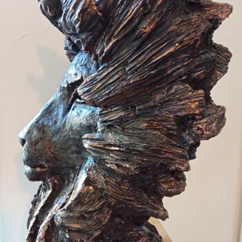 Sculpture intitulée "Le Roi Lion (côté)" par Christine Dupont, Œuvre d'art originale, Argile