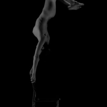 -L'acrobate- Nu by CYNEYE©