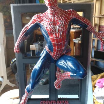 Sculpture intitulée "Spider-Man" par D.S.A.Rt, Œuvre d'art originale, Résine Monté sur Châssis en bois