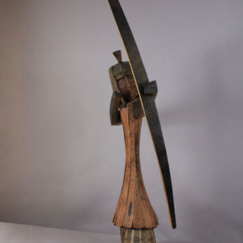 Sculptuur getiteld "L'archer" door Didier Guenard, Origineel Kunstwerk, Hout