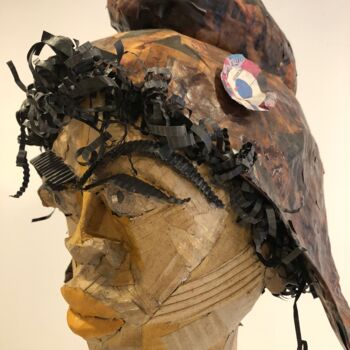 Sculpture titled "Marianne" by Didier Mori, Original Artwork, Cardboard