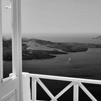 Photographie intitulée "Caldera view" par Dimitrios Paterakis, Œuvre d'art originale, Photographie numérique