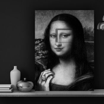 Mona Lisa painting 'contains hidden code