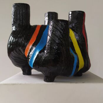 Sculpture titled "Tripode 3" by Dominique Jolivet, Original Artwork, Ceramics