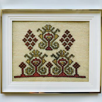 Текстильное искусство под названием "Couronnes" - Ek, Подлинное произведение искусства, вышивка Установлен на Стекло