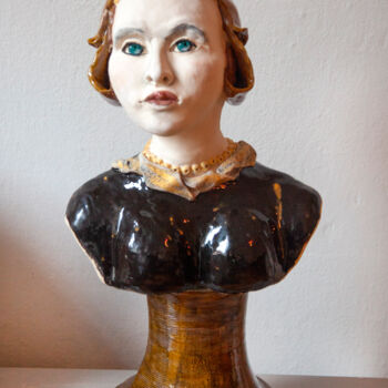 Sculpture titled "Dina" by Elena Uljancic, Original Artwork, Ceramics