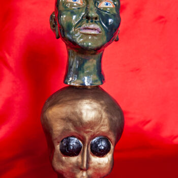 Sculpture titled "E. T." by Elena Uljancic, Original Artwork, Ceramics