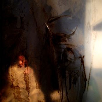 Photographie intitulée "chiaro obscure" par Elisabeth Brainos, Œuvre d'art originale