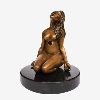 Sculpture titled "El Dolor" by Elsa Muñoz, Original Artwork, Bronze