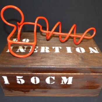 雕塑 标题为“150CM6, un micro sp…” 由Etienne Frouin (E9 Inertion), 原创艺术品, 金属