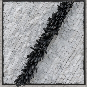 Sculpture titled "Eclats de blanc" by Fabienne Le Pajolec Moree, Original Artwork, Mosaic Mounted on Other rigid panel