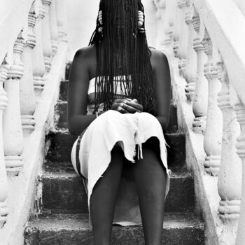 Photography titled "Une tresse en or" by Fatoumata Diabaté, Original Artwork, Analog photography