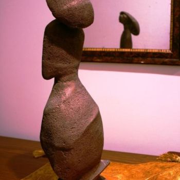 Sculpture titled "tufo 1" by Francesco Mestria, Original Artwork, Stone