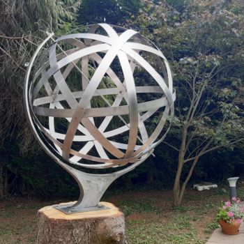 Sculpture titled ""Et pourtant elle t…" by Francis Priscal, Original Artwork, Stainless Steel