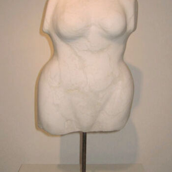Sculptuur getiteld "Female Torso" door Fraser Paterson, Origineel Kunstwerk, Steen