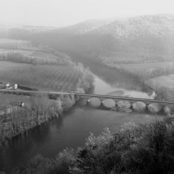 Fotografie mit dem Titel "La Dordogne" von Frédéric Duchesnay, Original-Kunstwerk, Analog Fotografie
