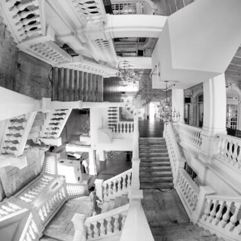 Fotografie getiteld "Paradoxal Escalier" door Frederic Bos, Origineel Kunstwerk, Foto Montage