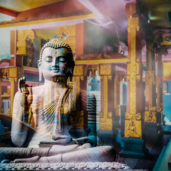 Photographie intitulée "Bouddha Temple" par Frederic Bos, Œuvre d'art originale, Photo montage