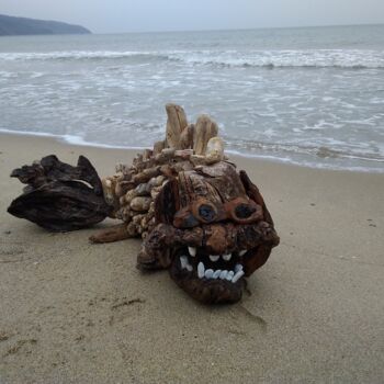 Scultura intitolato "fish Bulldog. Рыба…" da Gennadii Nikitin, Opera d'arte originale, Legno