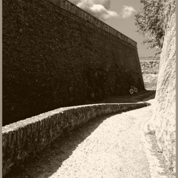 Photography titled "La pente à Belle-Île" by Gérard Bertrand, Original Artwork, Manipulated Photography