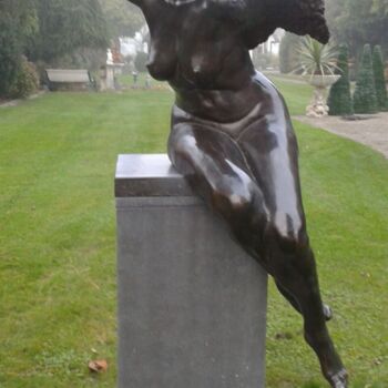 Escultura titulada "L'arrivo di Aphodite" por Godfried Dols, Obra de arte original, Bronce