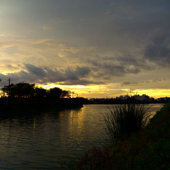 Fotografia intitolato "Sunset in Bangalore" da Goutam Chakraborty, Opera d'arte originale