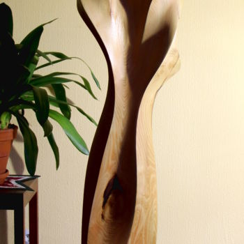 Escultura titulada "faun" por Flos, Obra de arte original, Madera