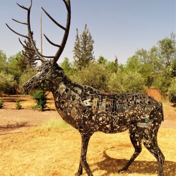 Escultura titulada "Cerf en métal recyc…" por Hassan Laamirat, Obra de arte original, Metales