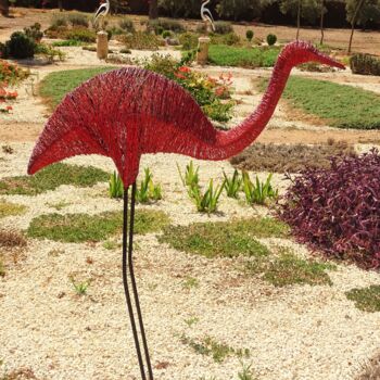 雕塑 标题为“Flamant rouge” 由Hassan Laamirat, 原创艺术品, 金属