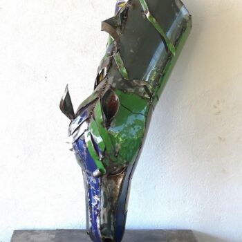 Escultura titulada "Sculpture Tête Chev…" por Hassan Laamirat, Obra de arte original, Metales