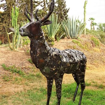 Escultura titulada "Chevreuil" por Hassan Laamirat, Obra de arte original, Metales